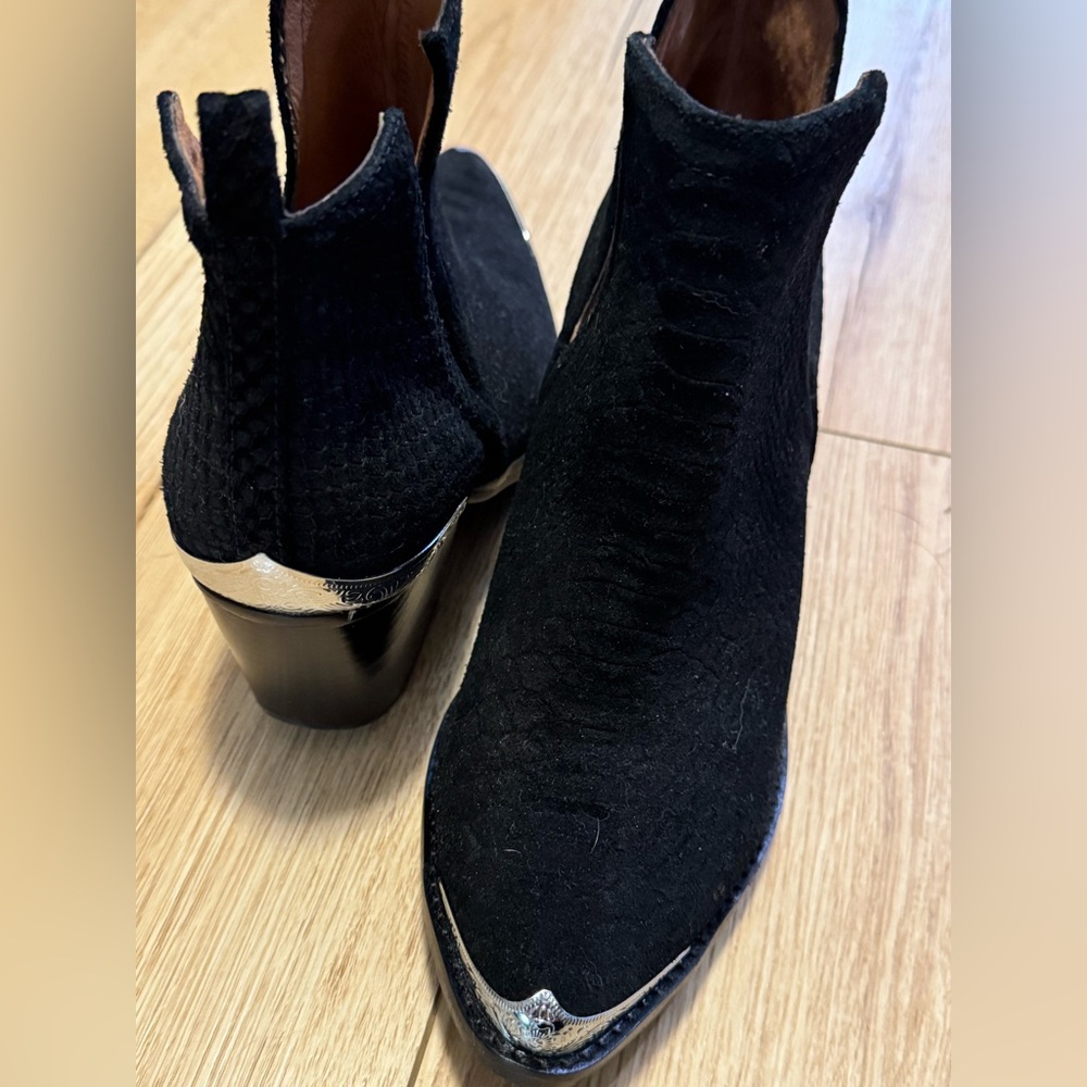 NWT Jeffrey Campbell Hunt the Plains Black Ankle Boots with Silver Accents